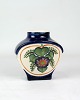 Vase - Model 1039/661 - Earthenware - Decorated With Flowers - Hand Painted - 
Aluminia
Great condition
