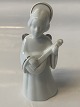 Bing & Grondahl porcelain angel from the Heavenly music series.
No. 8 of 12.
SOLD