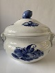 Royal 
Copenhagen Blue 
Flower Braided, 
very large soup 
...