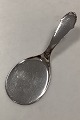 Christiansborg 
silver serving 
spatula