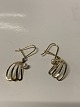 14 carat gold Earrings with Pearl.
Length 3 cm.