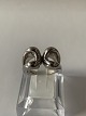 Antik Huset 
presents: 
14 carat 
ladies ring in 
solid white 
gold.
Ring size 56.