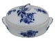 Antik K 
presents: 
Blue 
Flower Curved
Early oblong 
bowl for butter 
from 1780 to 
1802
