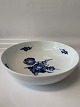 Royal Copenhagen Blue Flower Braided, Large Salad bowl.
Decoration No 10/8061