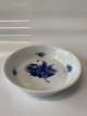 Royal Copenhagen Blue Flower Braided, bottle tray for a wine bottle.
Deco. No. 10/8216.