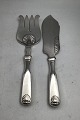 Danam Antik 
presents: 
Danish 
Silver Musling 
Fish Servers