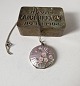 Beautiful 
medallion with 
chain in 
gold-plated 
silver and ...