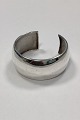 Modern open 
Armring in 
Sterling Silver