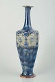Royal Doulton, 
England
Art nouveau 
vase, 1920s.
