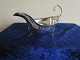 Gravy boat of 
English 
sterling silver 
from Birmingham