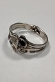 Danam Antik 
presents: 
Jacob Hull 
Silver Plated 
Bracelet with 
black stone
