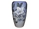 Royal 
Copenhagen
Vase with 
apple blossom
