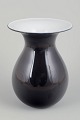 L'Art presents: Peter Svarrer for HolmegaardVase “Shape”, late 20th century.