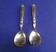 Antikkram 
presents: 
Lotus 
Danish silver 
flatware, 
2-piece salad 
set with steel 
18cm