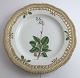 Lundin Antique 
presents: 
Royal 
Copenhagen. 
Flora Danica 
plate w. 
open-work 
border. 
Diameter 25 cm. 
Model 3553. ...