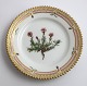 Lundin Antique 
presents: 
Royal 
Copenhagen, 
Flora Danica. 
Cake plate. 
Design # 3552. 
Diameter 14,5 
cm. (1 ...