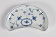 Stari Antik 
presents: 
Royal 
Copenhagen
Blue fluted 
plain
Half moon 
shaped dish 154
