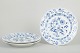 L'Art presents: Meissen Blue Onion4 dinner plates, early 20th century.