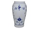 Antik K 
presents: 
Blue 
Traditional
Vase 13.1 cm.