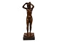 Antik K 
presents: 
Volmer 
Bahner
Bronze 
figurine of 
nude lady doing 
her hair
