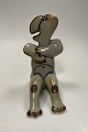 Danam Antik presents: Bing and Grøndahl Figurine by Sten Lykke Madsen No. 7046