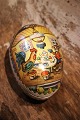 Old vintage Easter egg in papier-mâché with a motif of ...