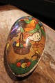 Old vintage Easter egg in papier-mâché with a motif of ...