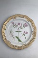 Danam Antik presents: Royal Copenhagen Flora Danica Plate with pierced border No. 20/3526.