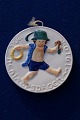 Antikkram presents: Childrens Help Day's plate 1910 in relief by Danish Aluminia