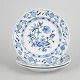 L'Art presents: Meissen Blue Onion, set of three dinner plates.