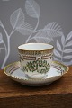Mocca cup without handle with saucer in Flora Danica ...