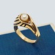 Antik Damgaard-Lauritsen presents: Bernhard Hertz; Ring in 14k gold set with a pearl