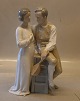 Klosterkælderen presents: B&G 1618 Sitting man with mandolin & woman 28.5 cm B&G Porcelain