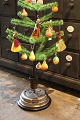 K&Co. presents: Old German mechanical (wind-up) Christmas tree stand from around 1900...