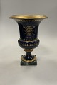 Danam Antik presents: French Sevres Vase in Blå with gold Decoration