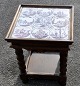 Pegasus – Kunst - Antik - Design presents: Oak tile table with 9 Dutch tiles, 20th century.