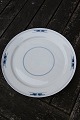 Antikkram presents: Gemina Danish porcelain, dinner plates 24cm