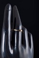 L'Art presents: 18 carat gold ring with a saltwater cultured pearl.