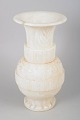 L'Art presents: Large alabaster vase from Italy.