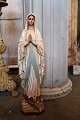 K&Co. presents: Decorative, old French Madonna figurine with glass eyes in painted plaster with fine patina...