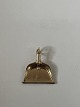 Antik Huset presents: Sweeping Tray Pendant / Charms in 14 carat goldHeight 2.0 cm