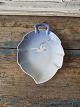Karstens Antik presents: B&G Seagull set without gold rim small leaf-shaped dish No. 198