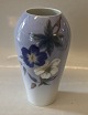 2679-295 RC Vase with blue & white flower 19 cm Royal ...