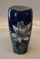 Klosterkælderen presents: RC 2797-235 Cobolt Blue Flower 17 cm Royal Copenhagen 