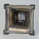 sub: 4