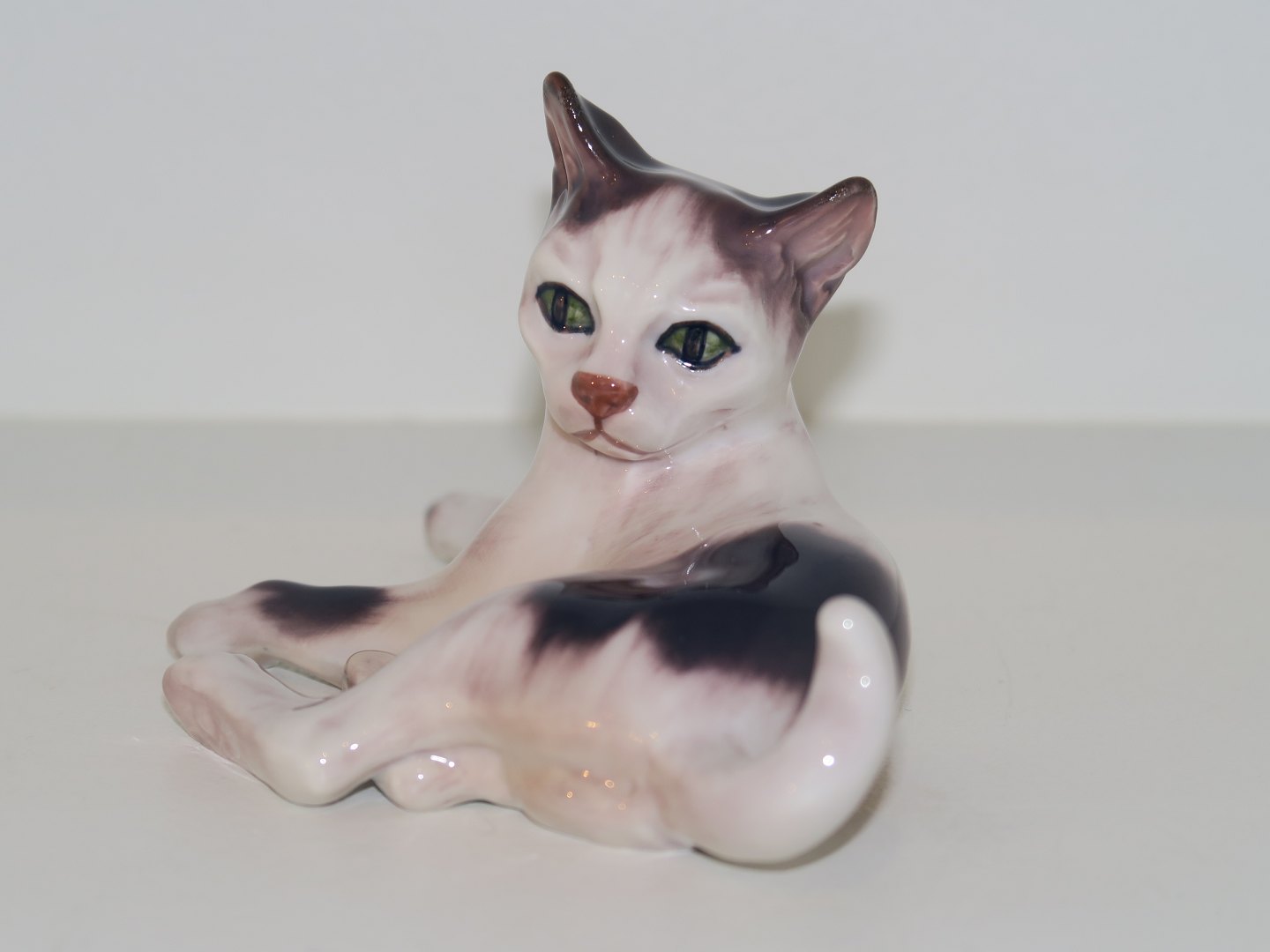 Worldantique.net - Dahl Jensen Figurine * * Cat