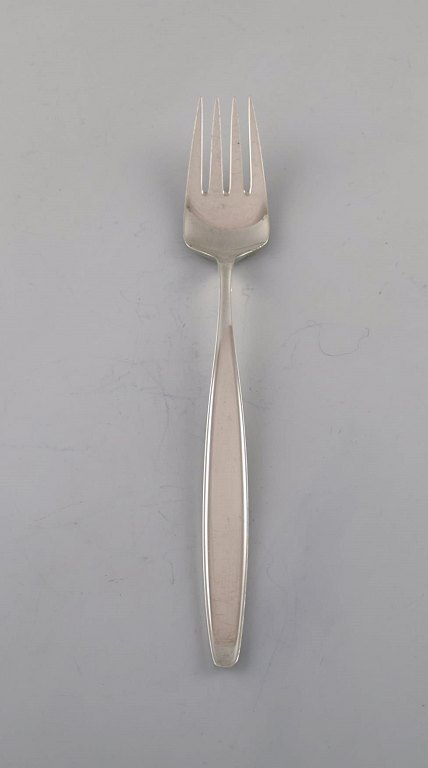 Tias Eckhoff for Georg Jensen. "Cypress" dinner fork in sterling silver.
