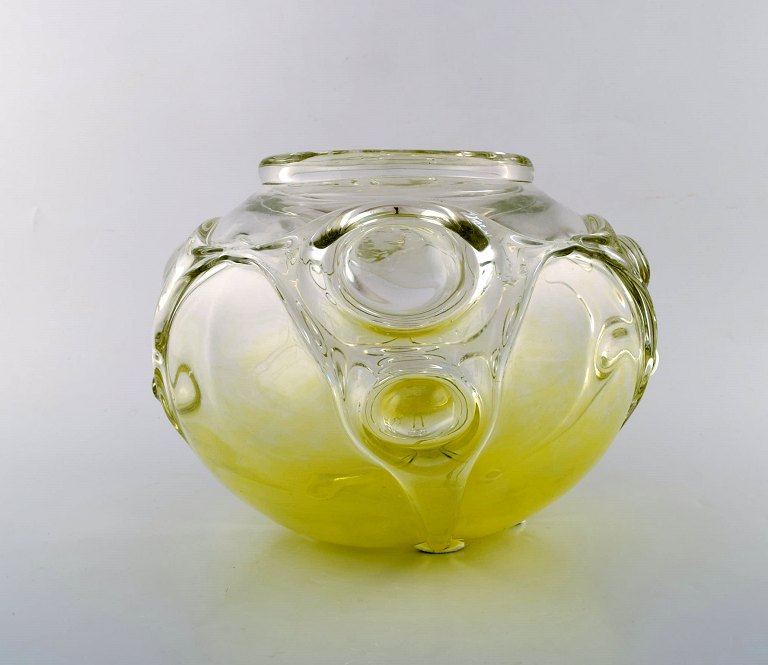 Charles Schneider (1888-1952). Art deco vase in clear and yellow art glass. 
1930
