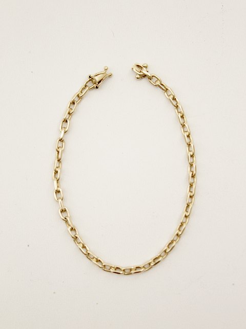 14 carat gold bracelet