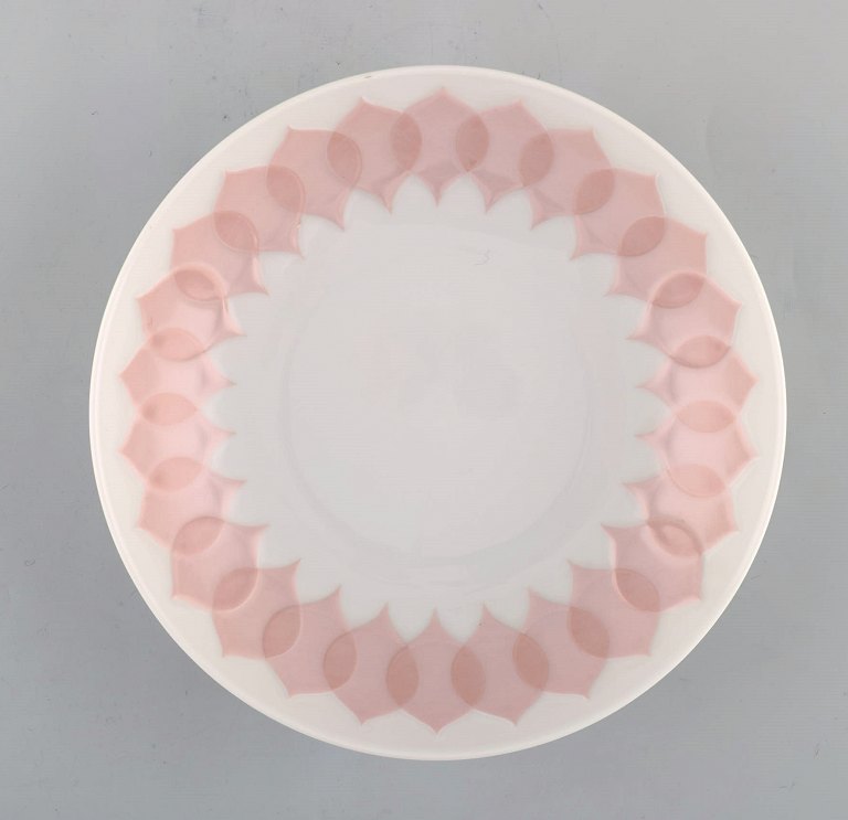 Bjørn Wiinblad for Rosenthal. "Lotus" porcelain service. Bowl decorated with 
pink lotus leaves. 1980